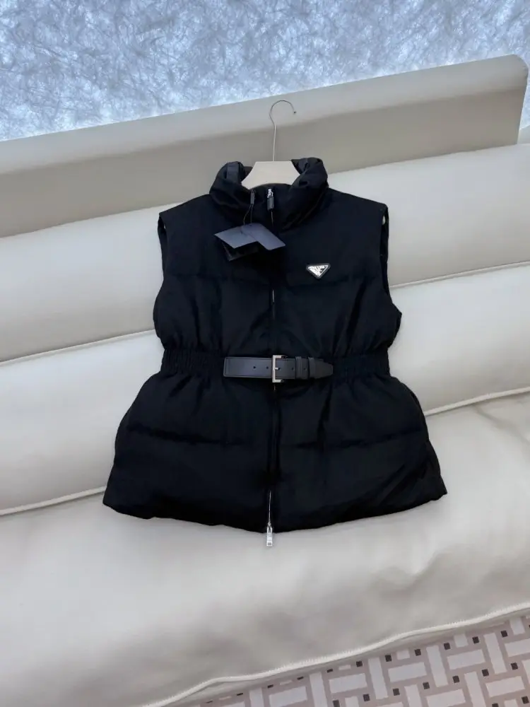 Prada Жилетка на пуху жіноча — Фото 3