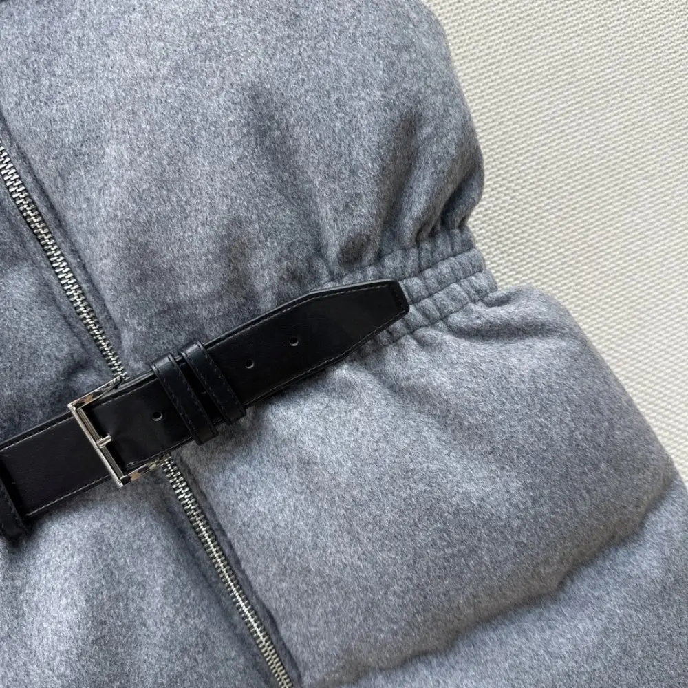 Prada Vest women's — Photo 5