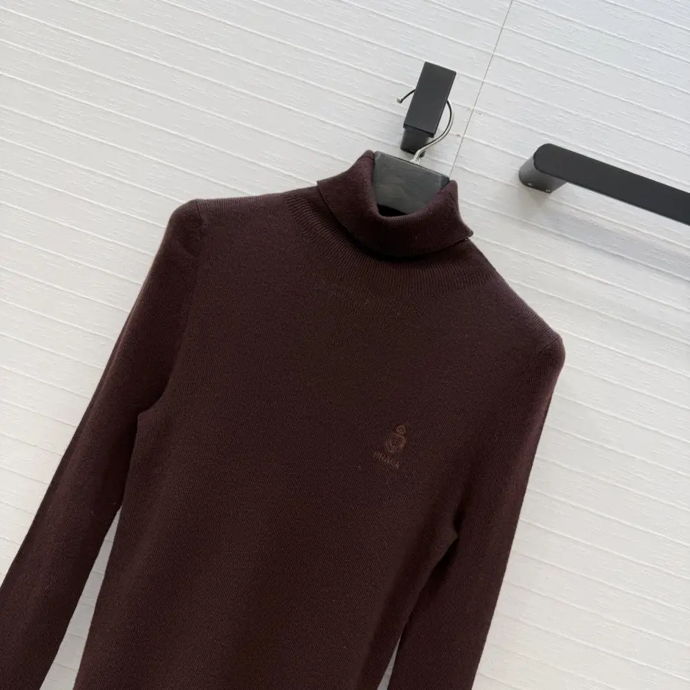 Prada Woolen turtleneck, base layer — Photo 2