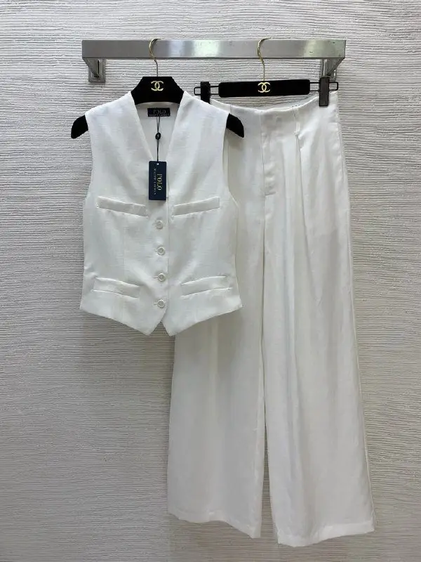 Ralph Lauren — Costume female