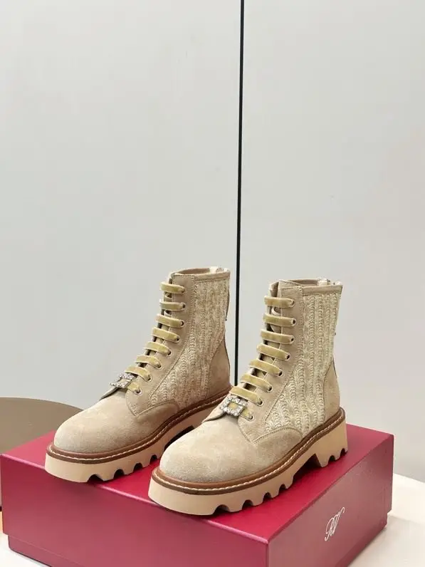 Roger Vivier — Ботинки женские