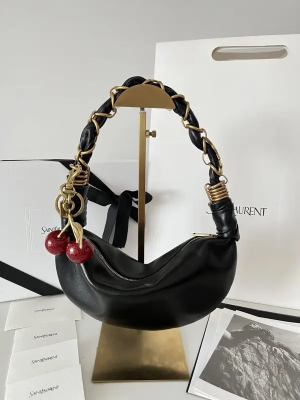 Saint Laurent — A bag Amalia leather women's 19 cm