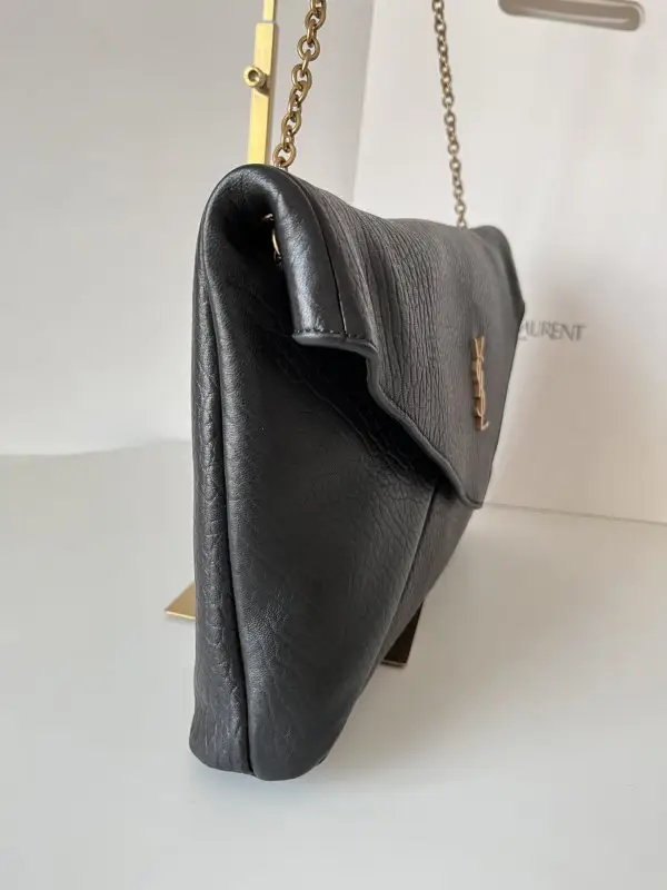 Saint Laurent Сумка Cassandre 35 см шкіряна — Фото 4