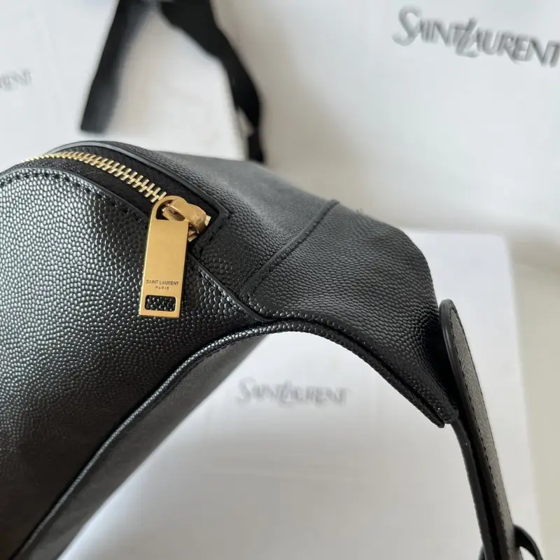Saint Laurent Сумка на пояс шкіряна 25 см — Фото 4