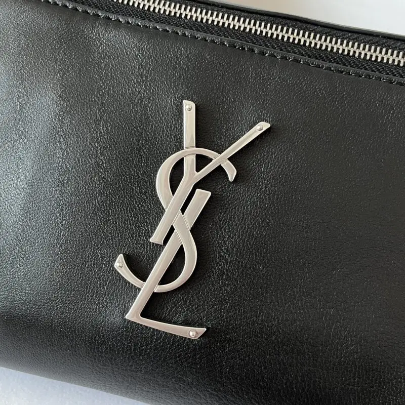 Saint Laurent A bag on belt leather 25 cm — Photo 5
