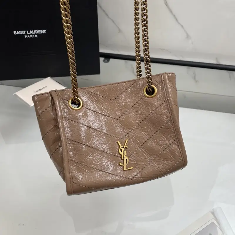 Saint Laurent A bag шопер Niki 19 cm leather — Photo 5