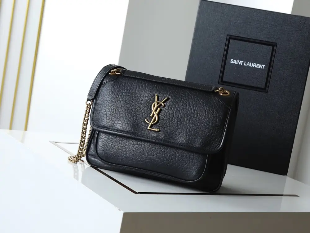 A bag women's Niki 28 cm