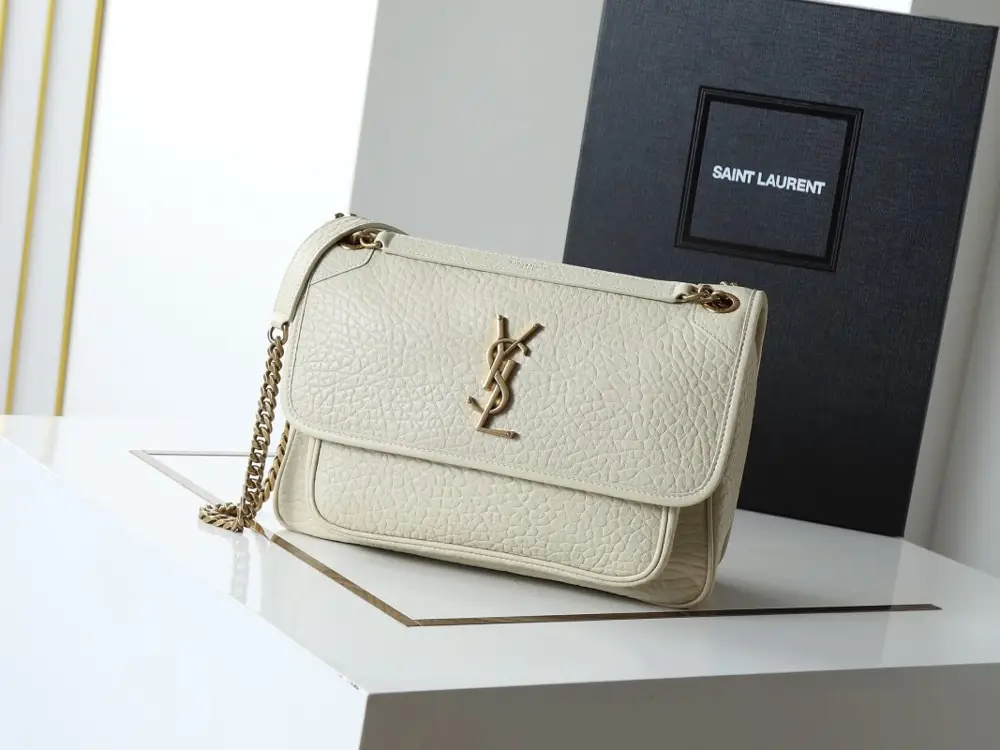 Saint Laurent — Сумка жіноча Niki 28 см