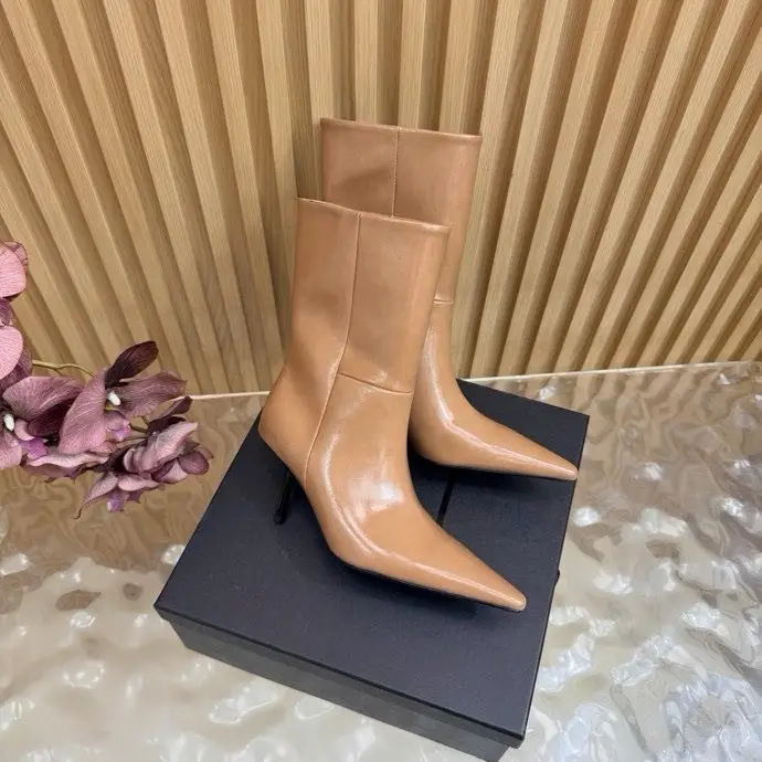 Saint Laurent Ботильйони LE CASSANDRE на високому підборах — Фото 1