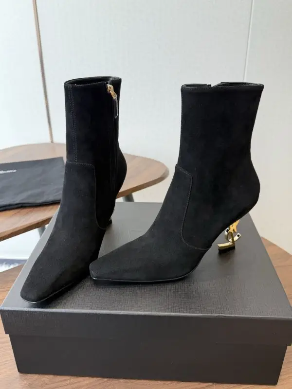 Saint Laurent Ботильйони шкіряні на підборах — Фото 3