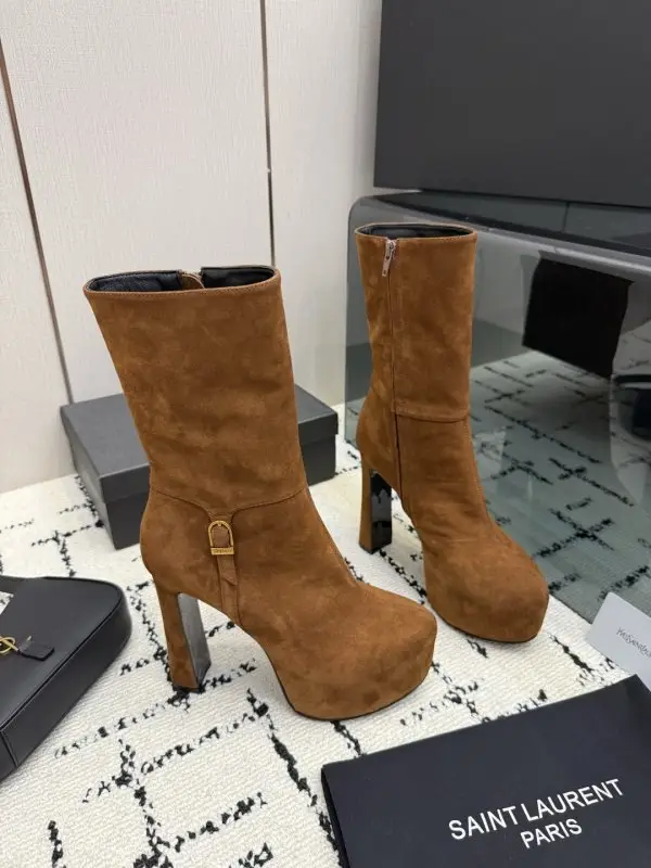Saint Laurent — Ankle boots on high heel and platform