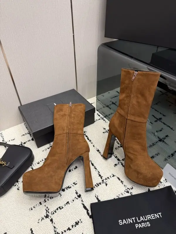 Saint Laurent Ботильйони на високому підборах і платформі — Фото 4
