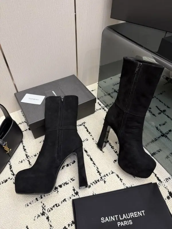 Saint Laurent Ботильйони на високому підборах і платформі — Фото 4