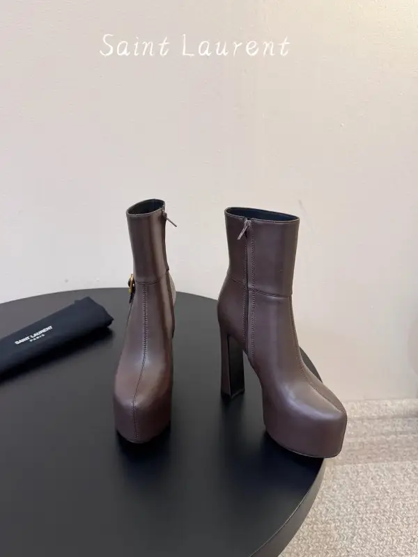 Saint Laurent — Ботильйони