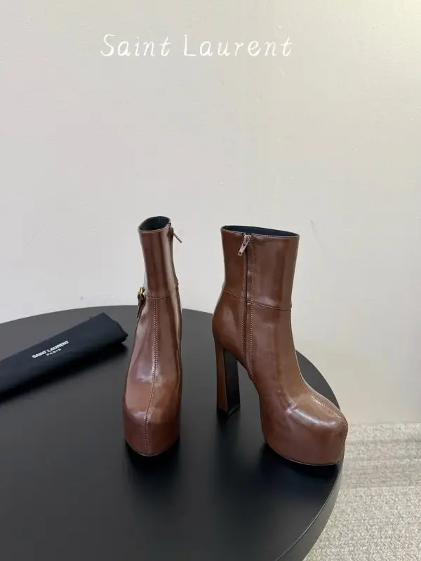 Saint Laurent — Ботильйони