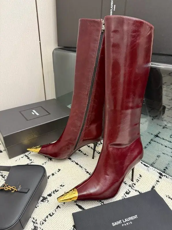 Saint Laurent — Чоботи жіночі на шпильці