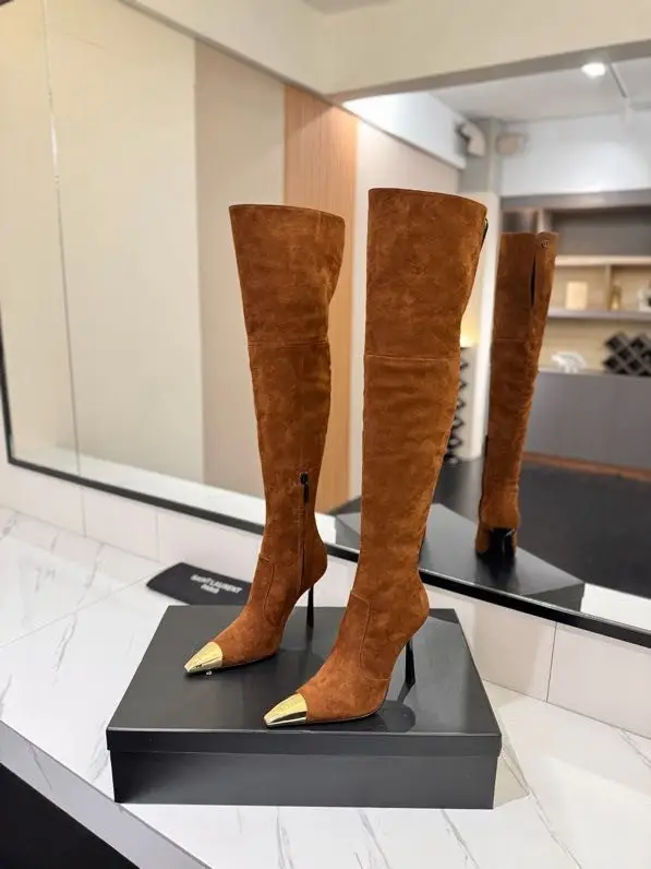 Saint Laurent — Boots women's on stud