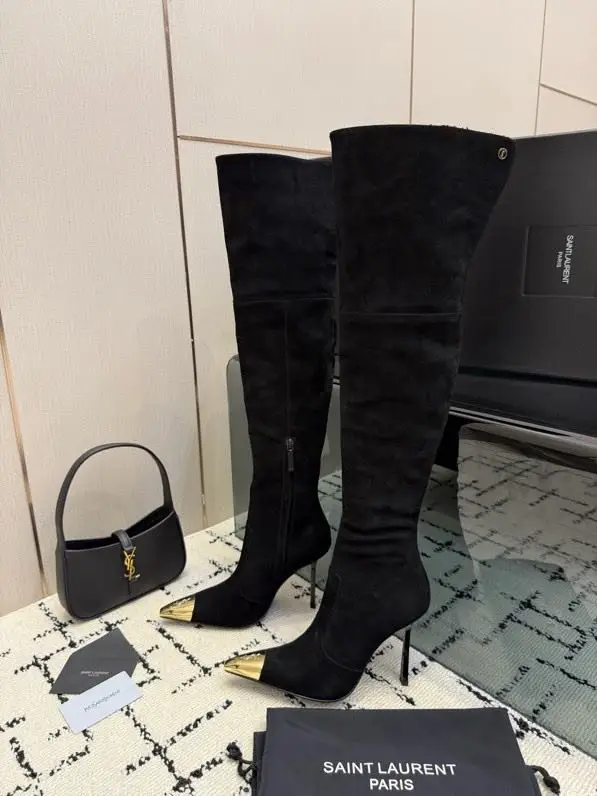 Saint Laurent — Чоботи жіночі на шпильці