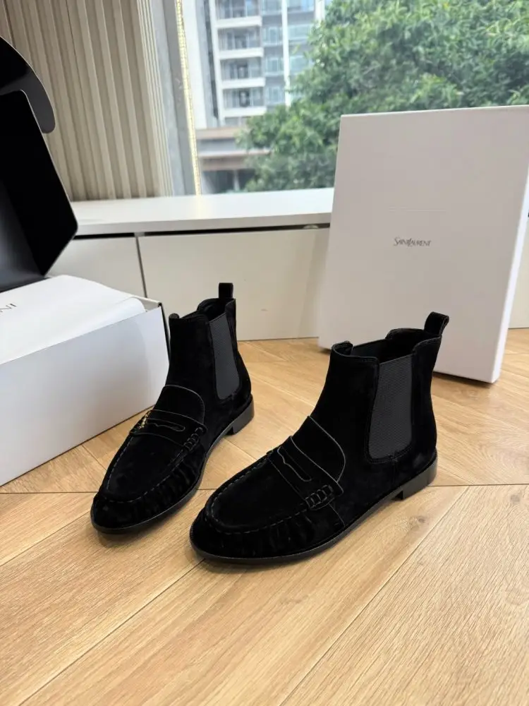 Saint Laurent — Boots women's