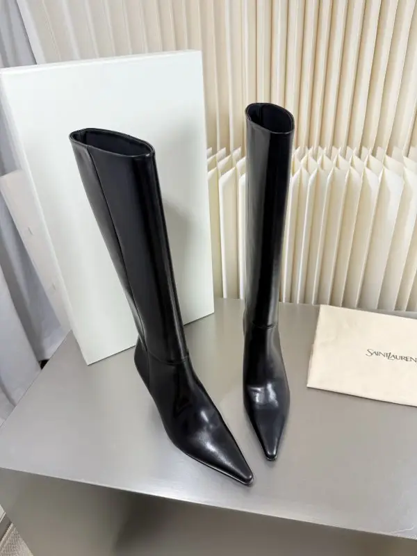 Saint Laurent Boots women's — Photo 3