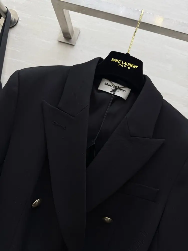 Saint Laurent Пальто женское — Фото 5