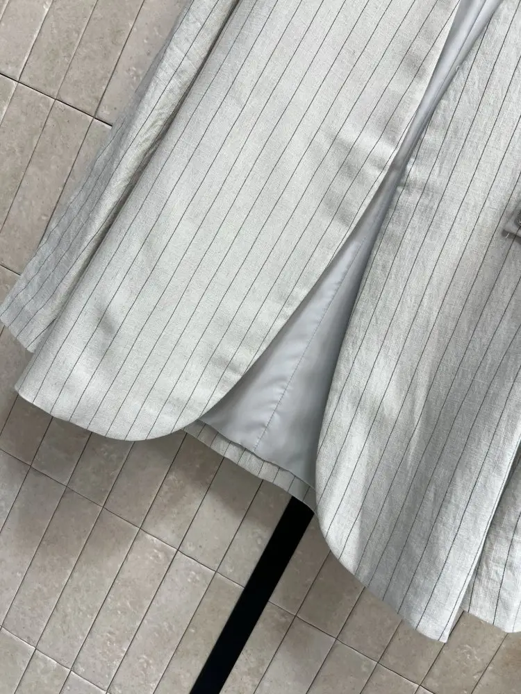 Saint Laurent Costume female — Photo 4