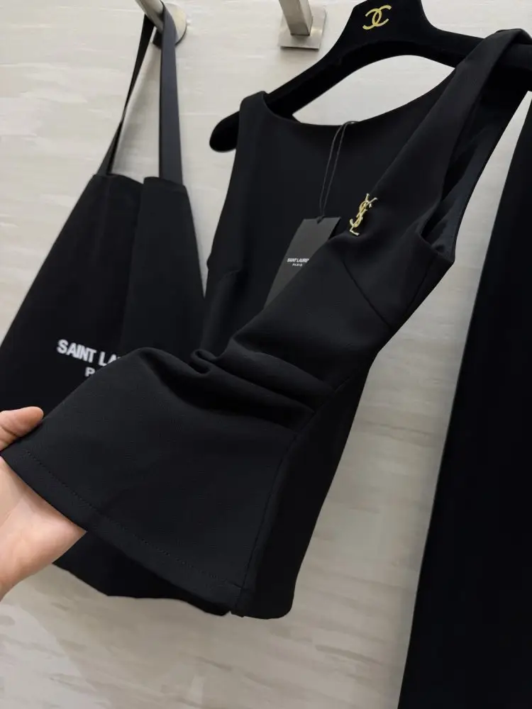 Saint Laurent Костюм женский — Фото 5