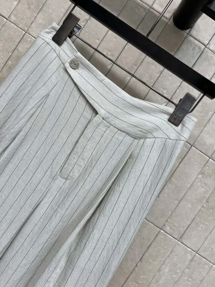 Saint Laurent Costume female — Photo 5