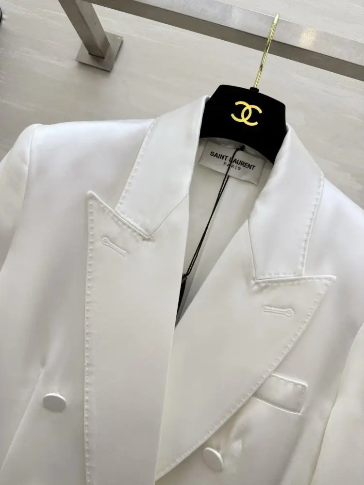 Saint Laurent Double-breasted a jacket of atlas — Photo 4