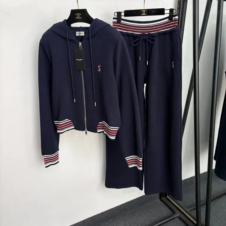 Saint Laurent — Жіночий спортивний костюм