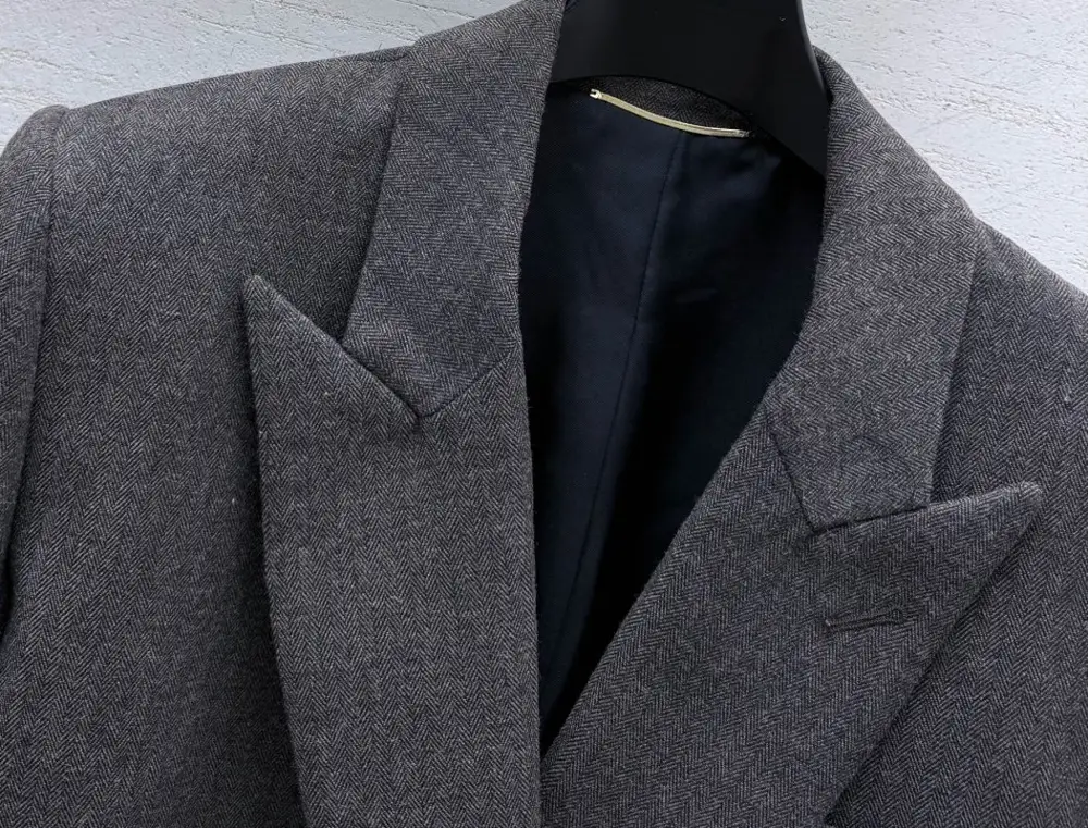 Saint Laurent Gray double-breasted woolen blazer — Photo 3