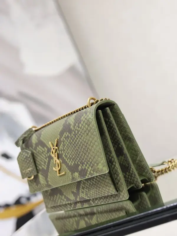 Saint Laurent Green a bag Sunset 22 cm of snakeskin skin — Photo 4