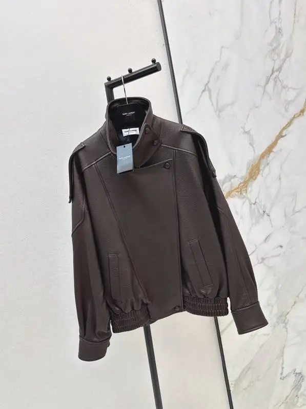 Saint Laurent Куртка кожаная женская — Фото 2