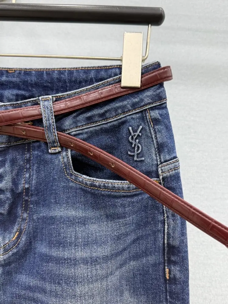 Saint Laurent Jeans women's — Photo 4