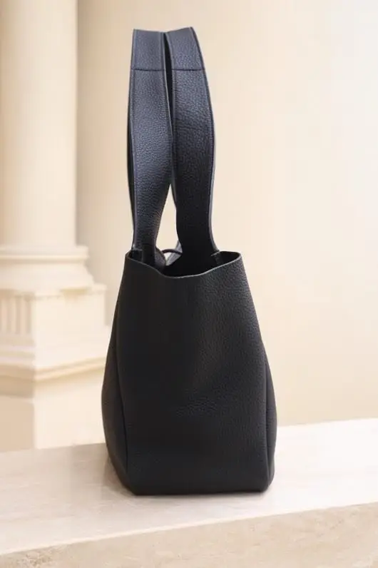 Saint Laurent Leather a bag LE5A7 BEA 50 cm of deer skin — Photo 3