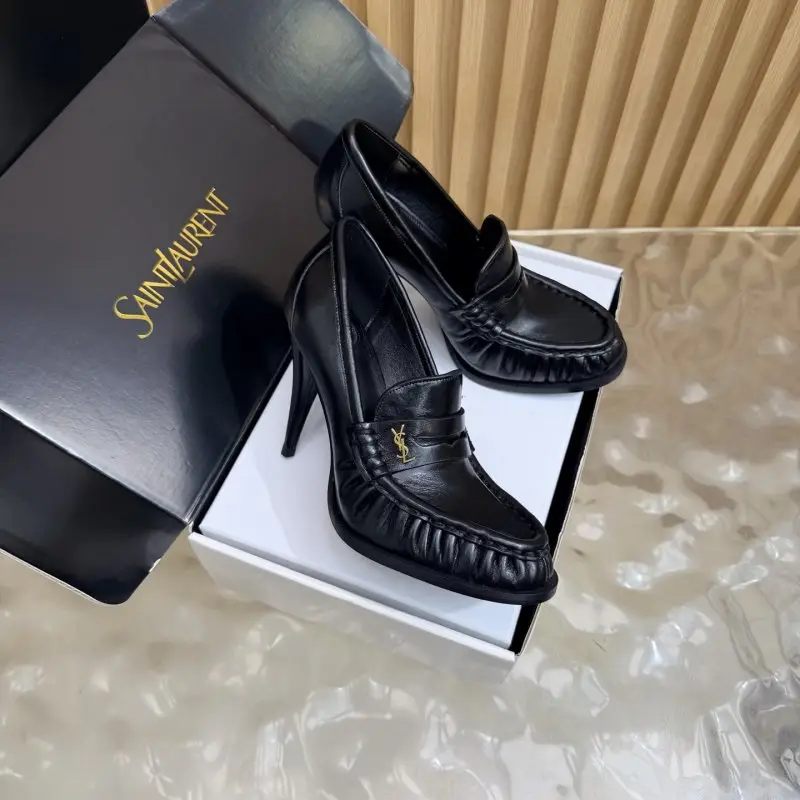 Saint Laurent Лоферы на каблуке YSL LE LOAFER — Фото 2