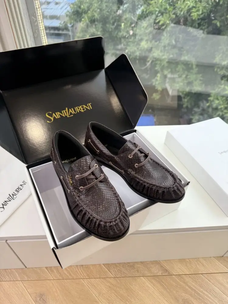 Saint Laurent Лоферы жіночі — Фото 2