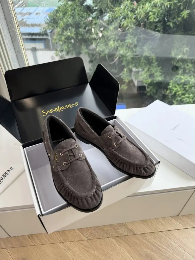 Saint Laurent Лоферы женские — Фото 2