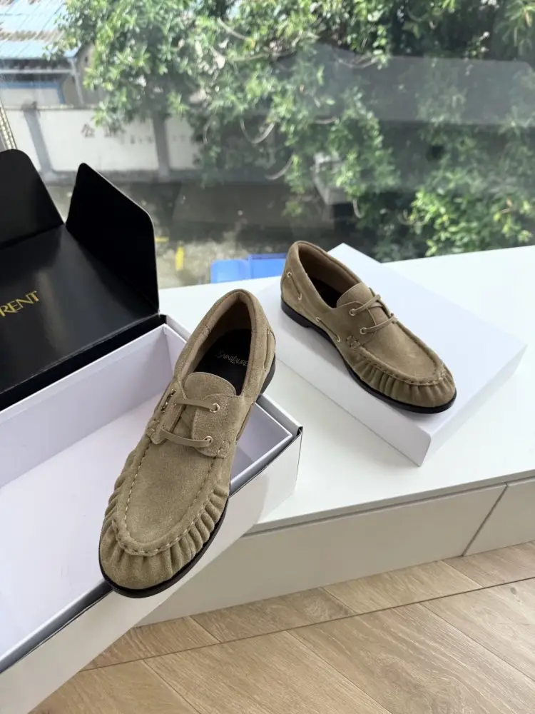 Saint Laurent Лоферы жіночі — Фото 3