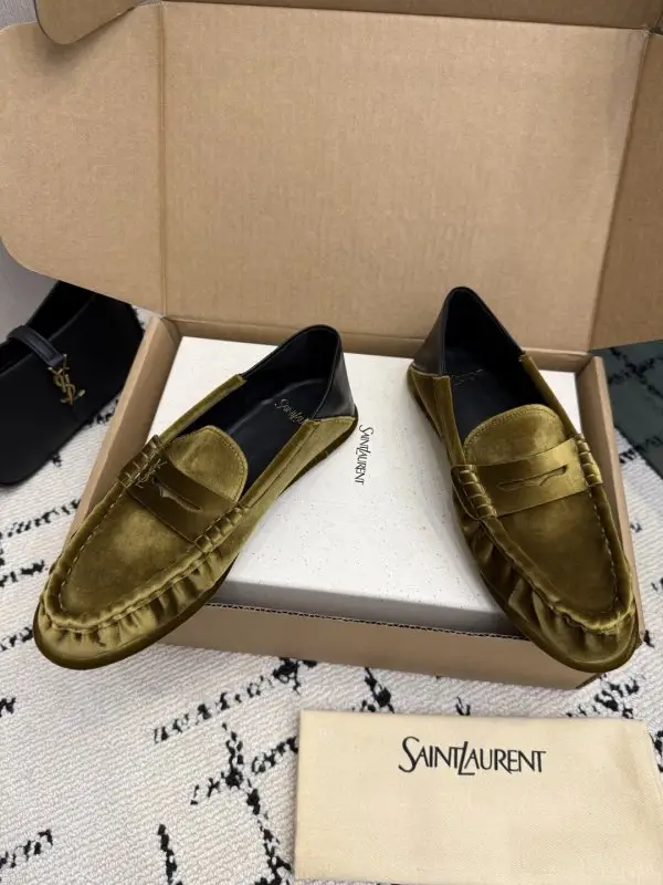 Saint Laurent Лоферы women's — Photo 3