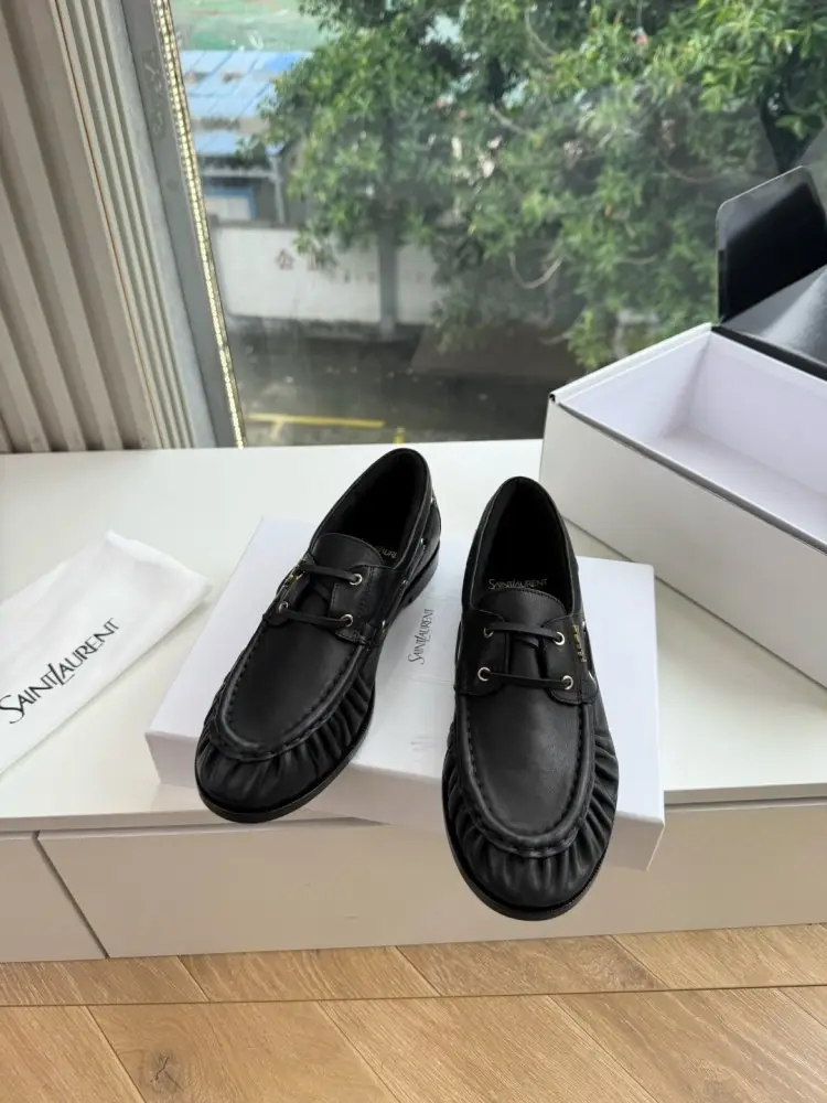 Saint Laurent Лоферы женские — Фото 4
