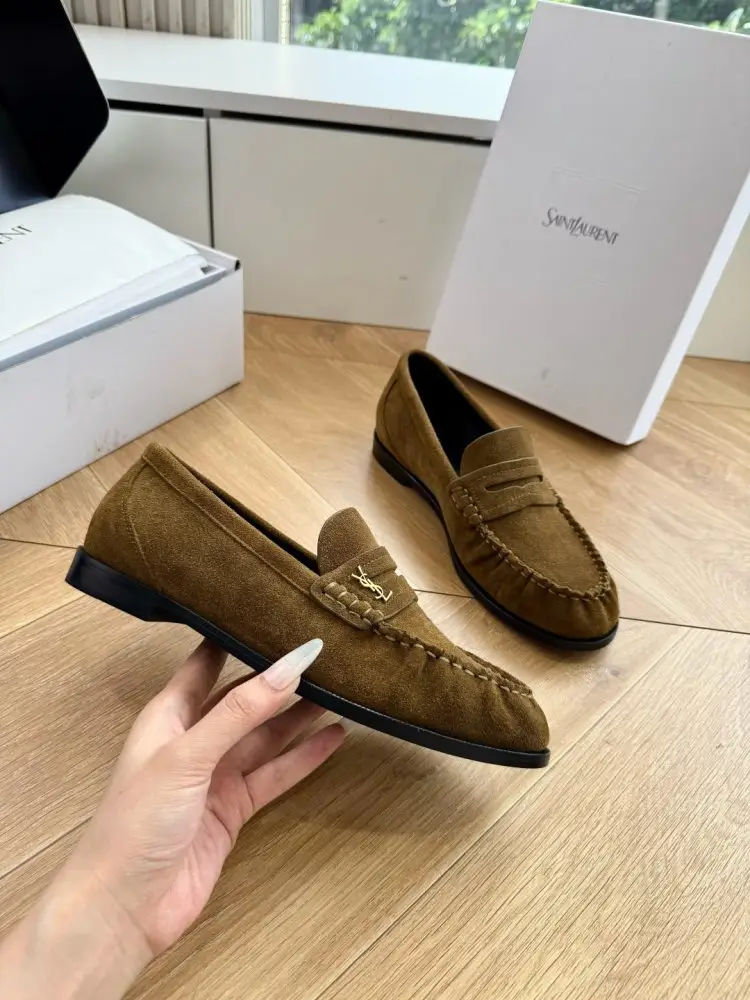 Saint Laurent Лоферы жіночі — Фото 4