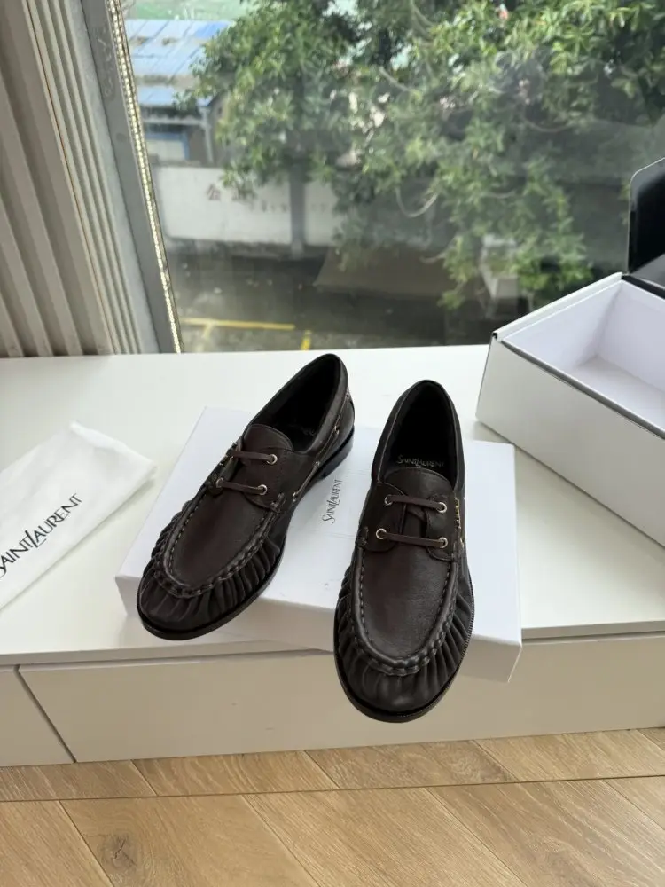 Saint Laurent Лоферы жіночі — Фото 4
