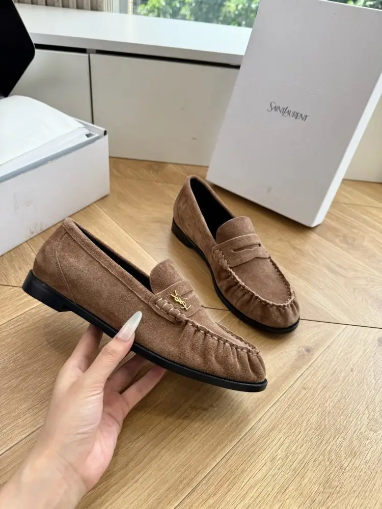 Saint Laurent Лоферы жіночі — Фото 4