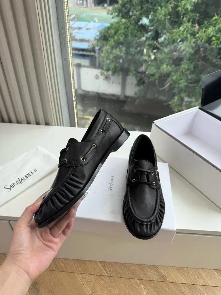 Saint Laurent Лоферы женские — Фото 5