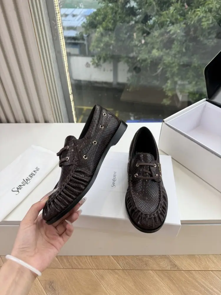Saint Laurent Лоферы жіночі — Фото 5