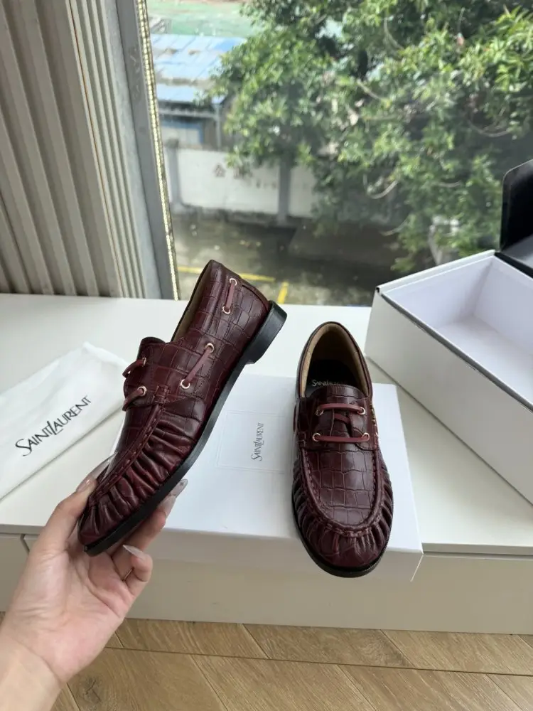 Saint Laurent Лоферы женские — Фото 5