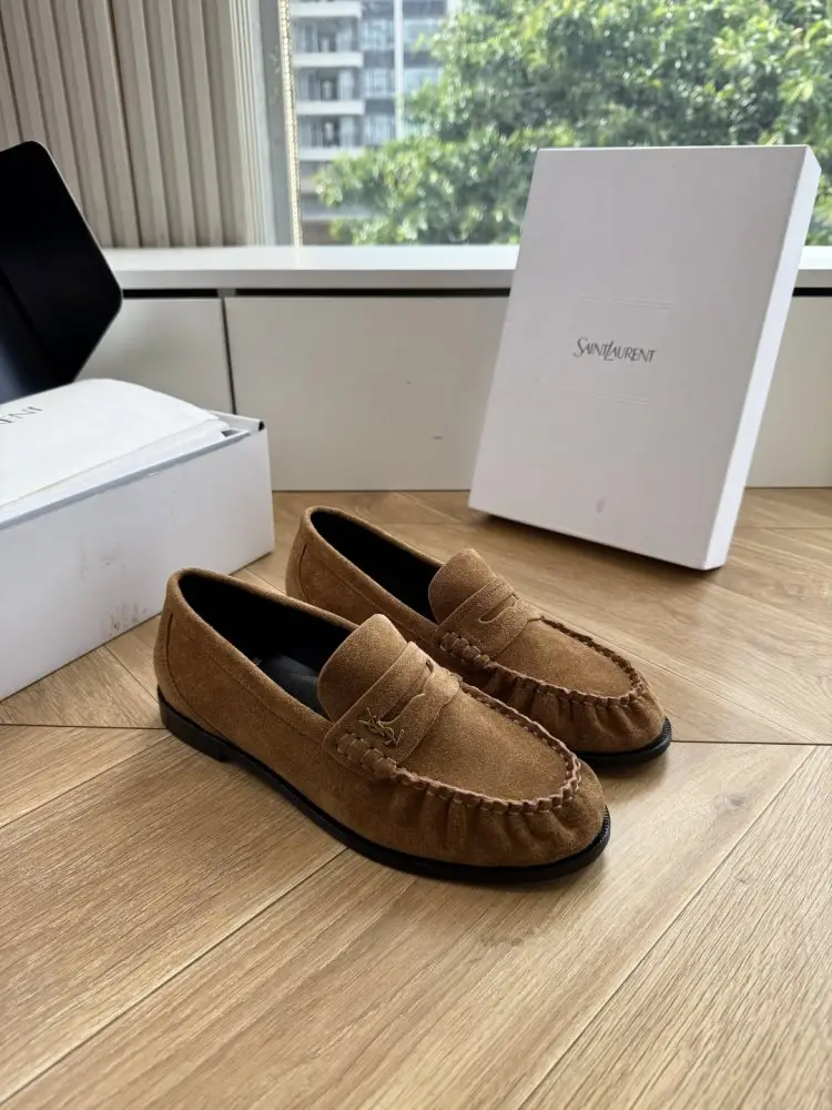Saint Laurent Лоферы жіночі — Фото 5
