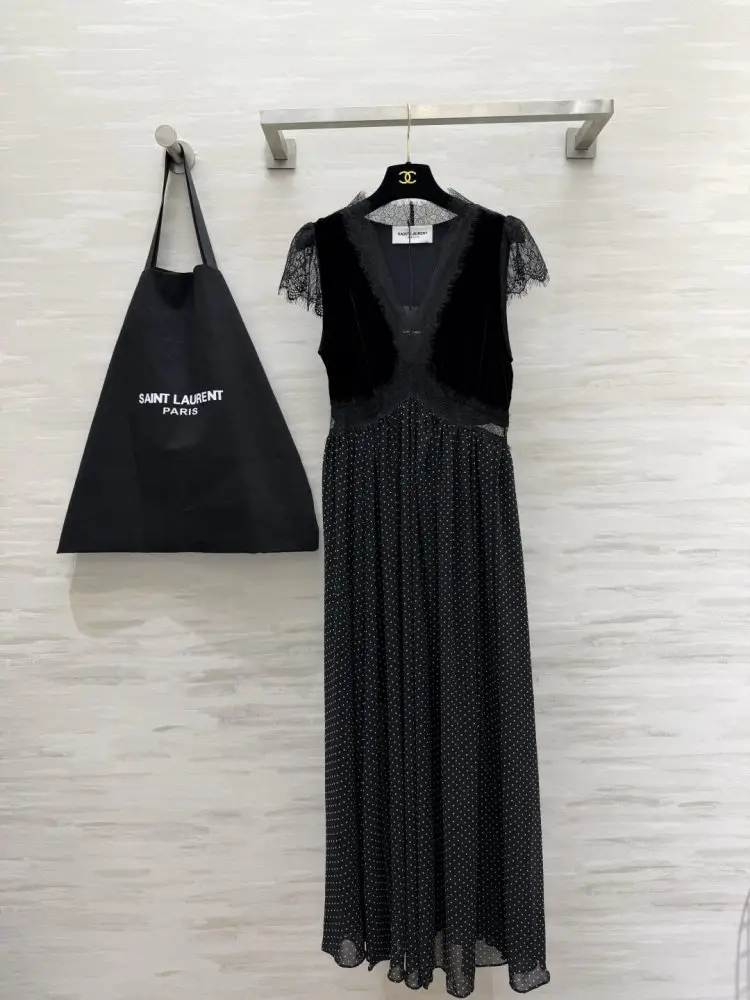 Saint Laurent — Довге оксамитове мереживне Плаття, Сукня