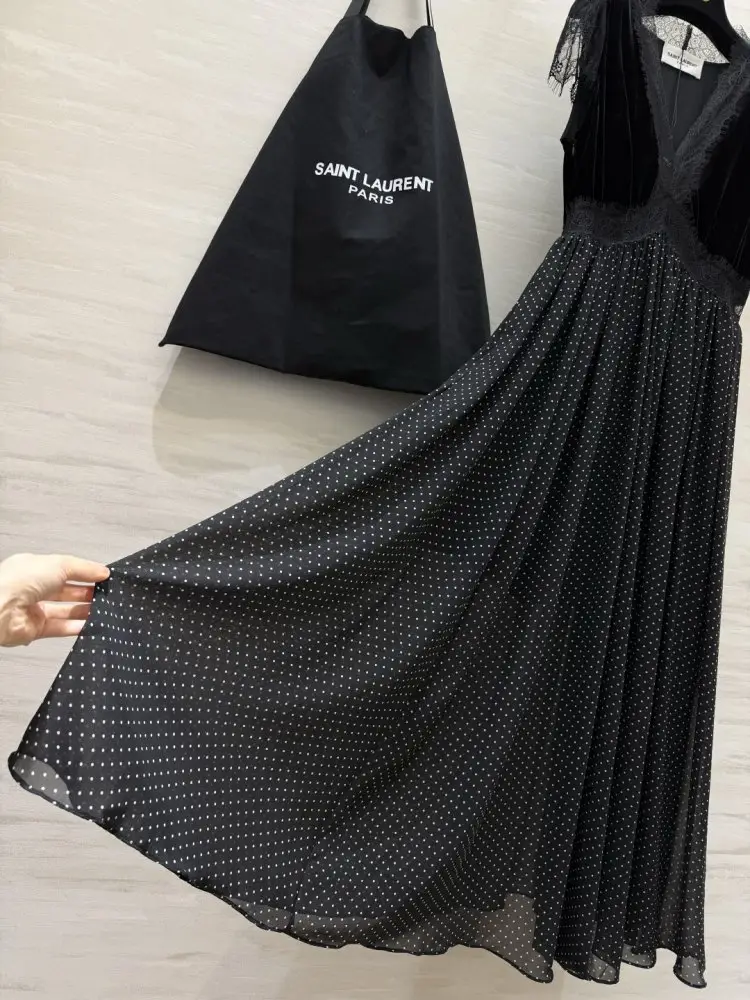 Saint Laurent Длинное бархатное кружевное платье — Фото 3